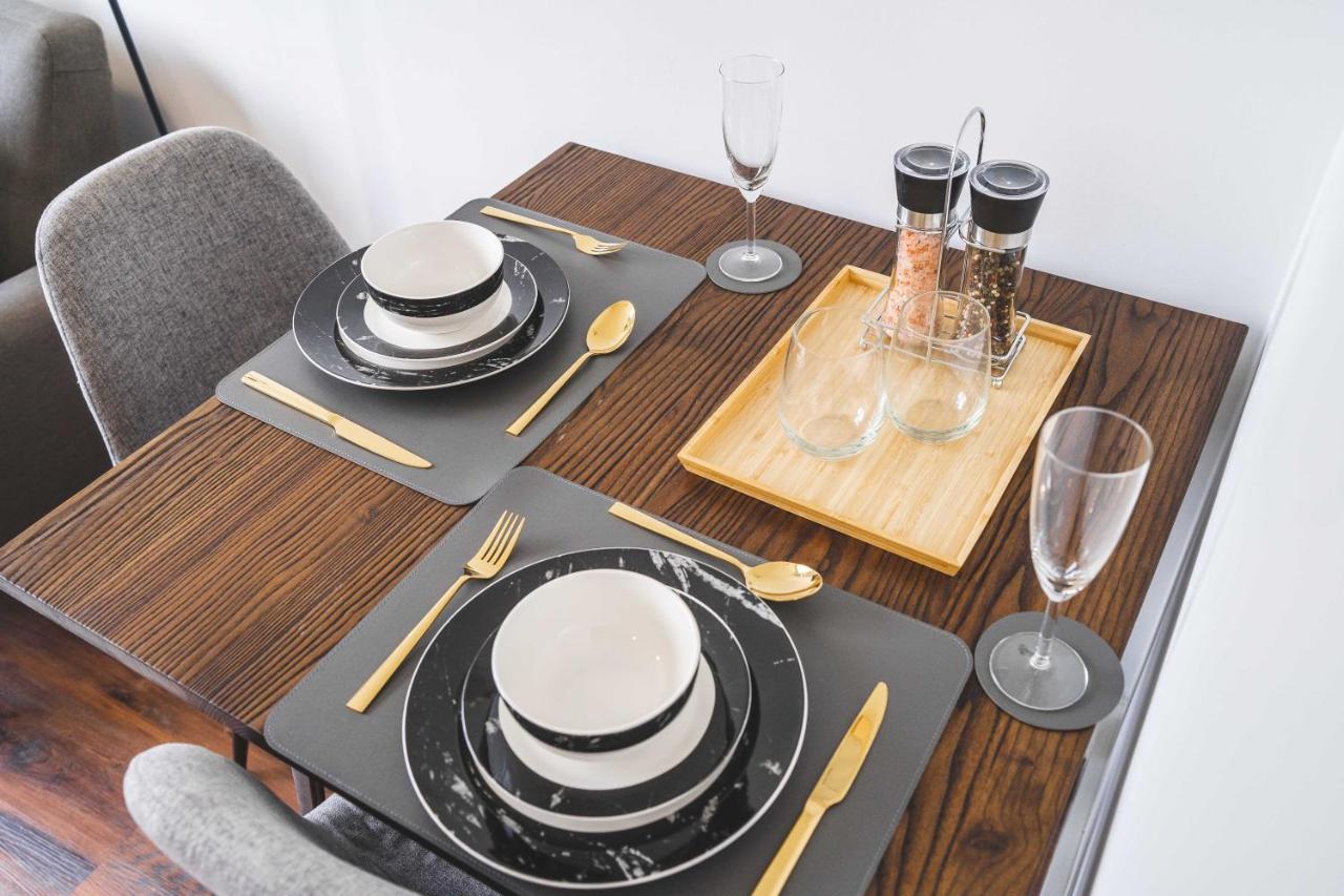 Modern 1-Bed Apartments - New - City Centre - Free Wi-Fi - シェフィールド エクステリア 写真